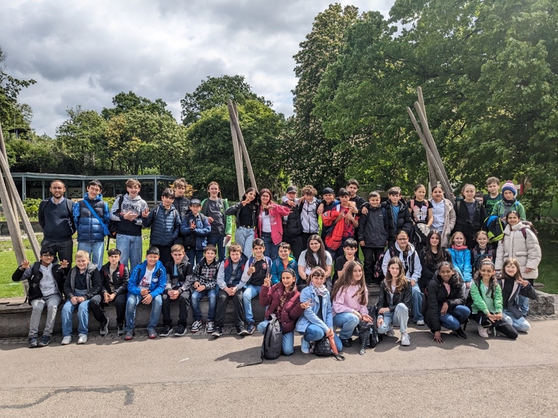 Die Gruppe im Karlsruher Zoo (For